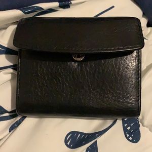 Buxton wallet genuine leather exterior